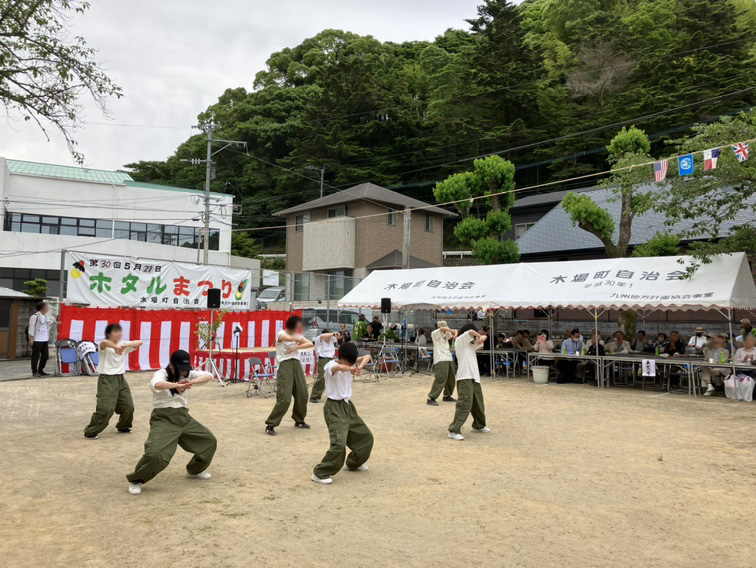 お祭りの様子